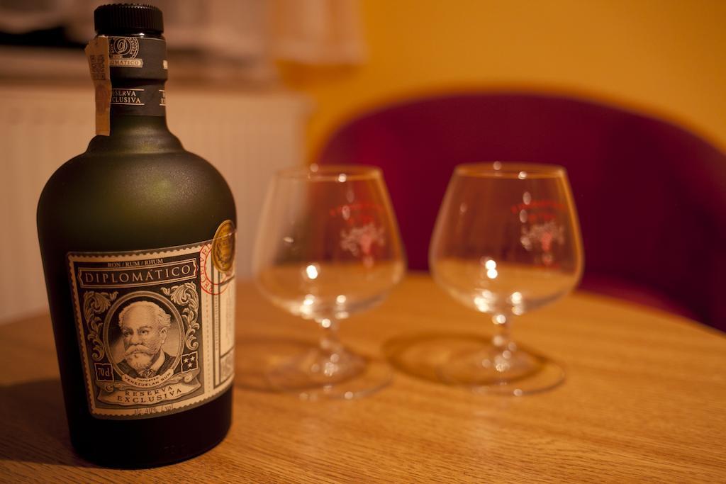 乌伊希霍酒店 洪波莱茨 客房 照片